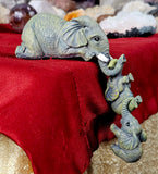 Parent Elephant w/Two Babies🐘🐘🐘
