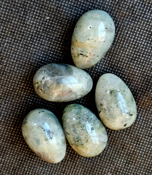 Labradorite Crystal Egg 🥚