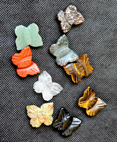 Assorted Mini Butterfly Crystal Carving 💖🦋✨