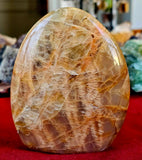 LG. ✨FLASHY✨ Peach Moonstone Crystal Freeform ✨🍑☪️🌙