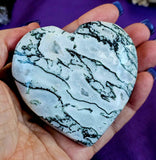 LG. Tree Agate Crystal Puffy Heart w/Gold Colored Metal Display Stand 🤍✨💚