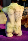 Howlite Crystal Masculine Torso Carving 🤍🏋️‍♂️🩶🖤