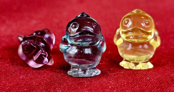 Mini Rainbow Fluorite Crystal Pokemon Psyduck Figurine 💛🦆💜