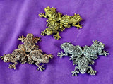 Assorted Metal Triple Frog Crystal Sphere Holder 🔮✨🐸⚜️