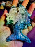 LG. Moss Agate Crystal Anglerfish Carving 💚🐟🐠🤍