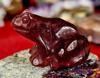 Strawberry Quartz Crystal Frog Figurine 🐸🍓