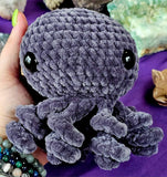 XL ‘Heather Grey’ Octobaby Crocheted Plushie 🐙