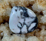 LG. Howlite Crystal Tumble 🤍✨🩶