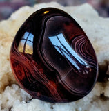 LG. Red & Black Sardonyx Crystal Palmstone ❤️✨🤩🤯🖤