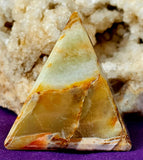 MD. Banded Onyx Crystal Pyramid Carving ✨🍂🍃💚
