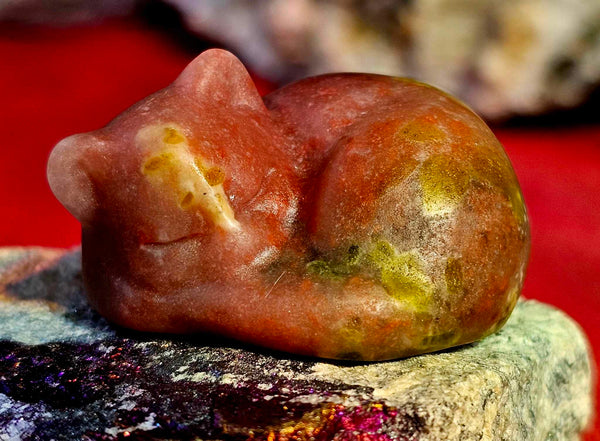 Pink Plum Blossom Jasper Crystal Sleeping Kitty Carving 🐾🐈‍⬛🌸