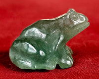 Green Strawberry Quartz Crystal Frog Figurine 🐸🍓