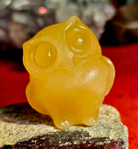 Creamscicle Calcite Crystal Owl Figurine 🍊🦉🍦