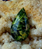 Set of 4 Assorted Crystal Cabochons 💚✨🍏📿