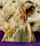 MD. Banded Onyx Crystal Pyramid Carving ✨🍂🍃💚