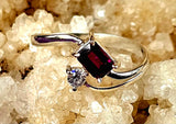 925 Sterling Silver Ring w/Rectangular Cut Ruby & Round White Sapphire Gemstones ❤️✨🩷💍🤩