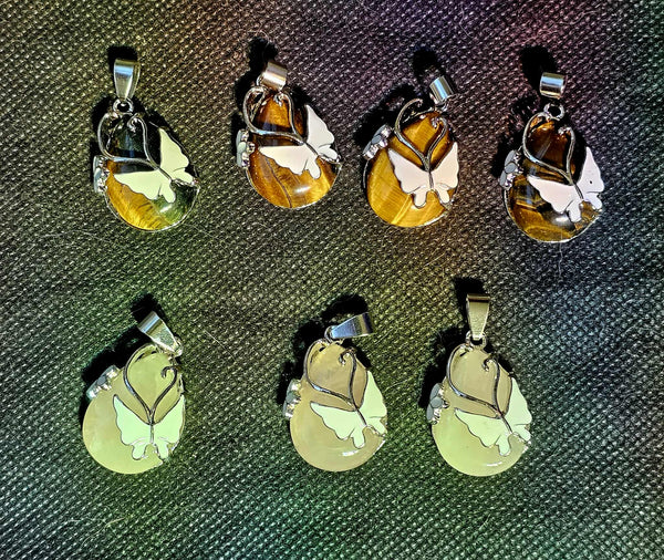 Assorted Crystal Teardrop Silver Butterfly Necklace 🤩📿✨🦋