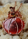 LG. Handmade Wire Wrapped Red Agate Crystal Pumpkin Necklace 📿✨🎃♥️🍒