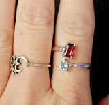 Unique 925 Sterling Silver Ring w/Garnet & Aquamarine Gemstones 💎✨🌬️💍🌊