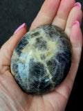 LG. Black Moonstone Crystal Palmstone ✨🖤🤩🖤🌛